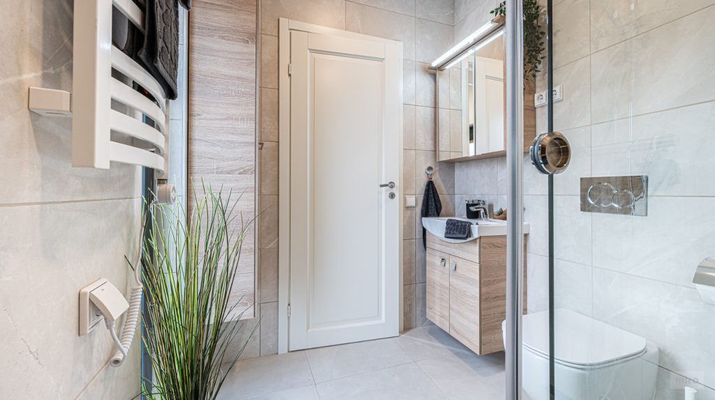 mikrohaus-ausstattung-beispiel-badezimmer